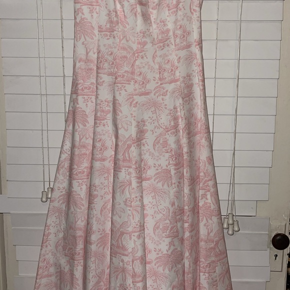 Pink Sleeveless Dress - Picture 3 of 7